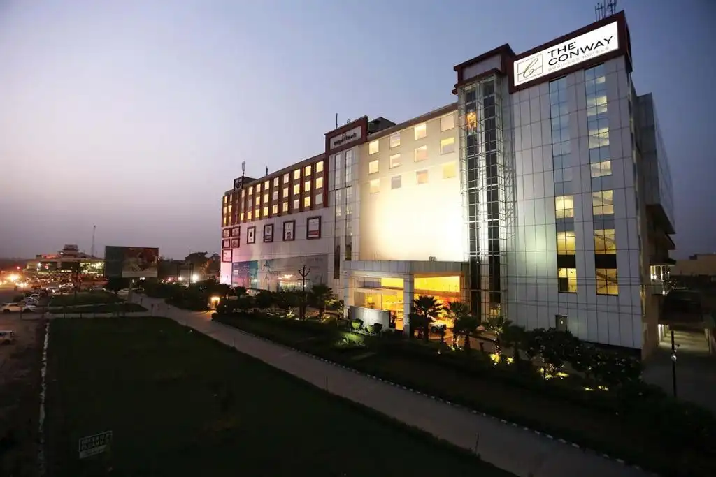 explore hotel